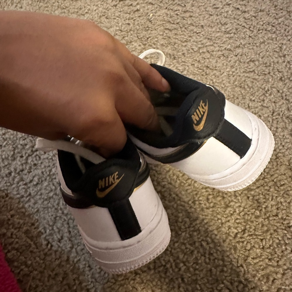 Nike / worn